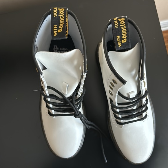 DR.MARTENS
WOMENS ZAVALA COMBAT BOOT - Picture 3 of 4